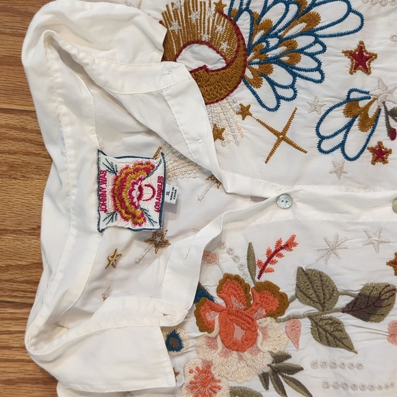 Johnny Was white embroidered button-down tunic high-low floral butterfly star XL - Picture 3 of 7